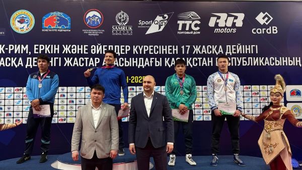 Завершился 1-й день чемпионата Республики Казахстан по вольной борьбе